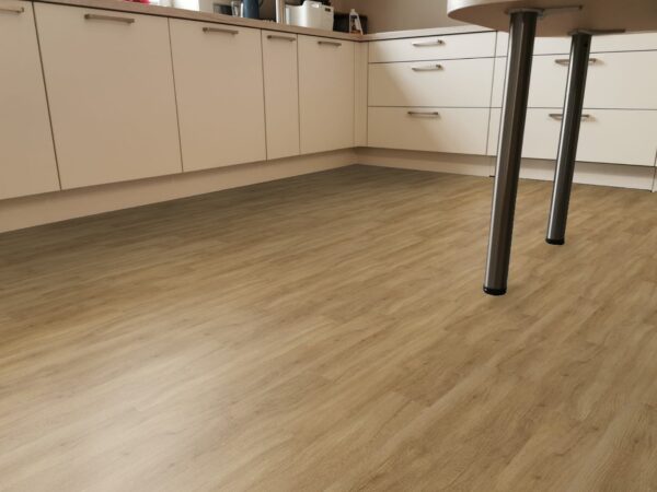 CasaNova Positano Capri Honey Oak Rustic 69Ca71E – Klebevinylboden Eiche-Optik