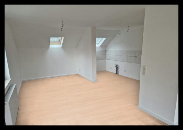 VIRTUO 30 Rigid Acoustic Blomma Cream 1463 EIR