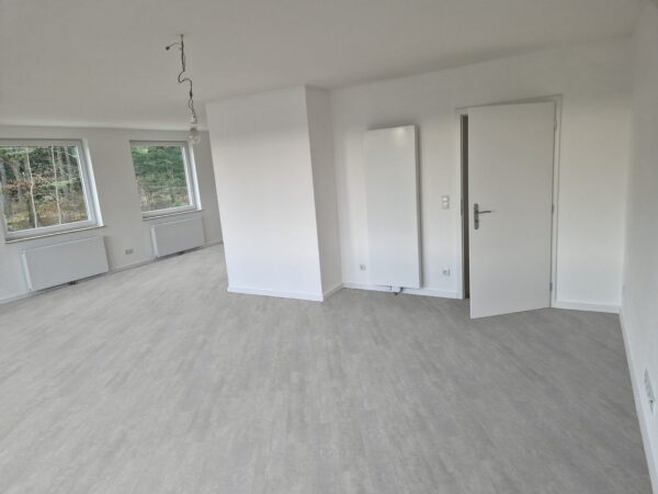 Amalfi Sooted Panel White 69Am77