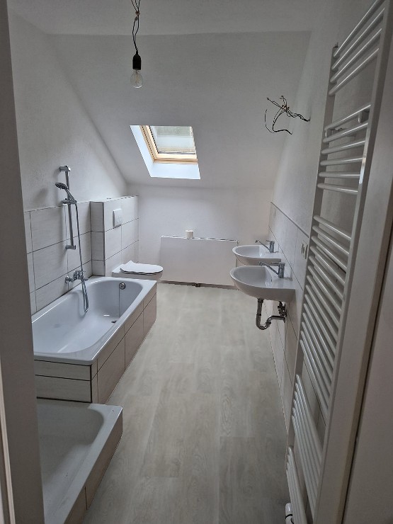 Amalfi Ash Grey 4V 69Am80E