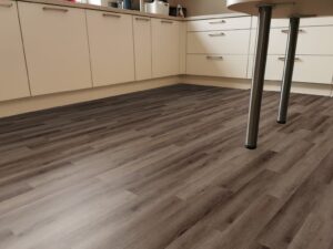 Amalfi Dark Honey Oak 4V 69Am81E