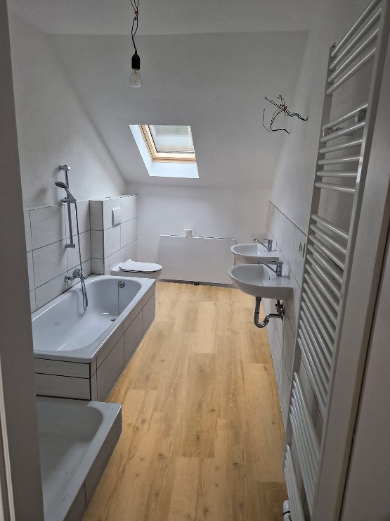 Capri Oak Evita Honey 69Ca03