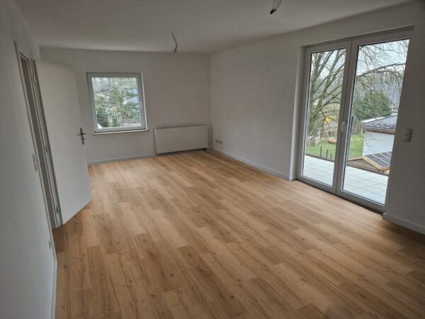 Capri Oak Evita Mocca 69Ca08