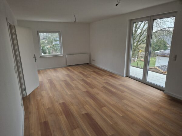 Capri Walnut Classic 69Ca93E