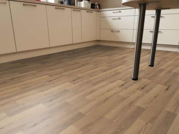 Capri Scandic Maple 69Ca96