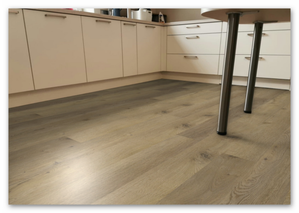 COREtec XL-End Montclair 50 LVREXL 2557