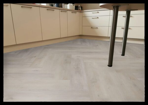 Contours IC55 Chantilly Chevron Alpin 6416701X Contours IC55 Chantilly Chevron Alpin 6416701X