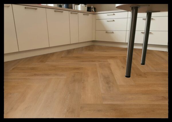 Contours IC55 Chantilly Chevron Ambre 6416722X Contours IC55 Chantilly Chevron Ambre 6416722X