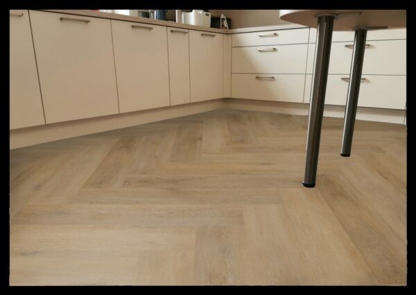 Contours IC55 Chantilly Chevron Soleil 6416726X Contours IC55 Chantilly Chevron Soleil 6416726X