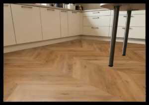 Contours IC55 Chambord Ambre Whale HB 6616722X Contours IC55 Chambord Ambre Whale HB 6616722X