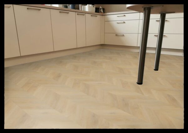 Contours IC55 Versailles Chevron Naturel 6816739X