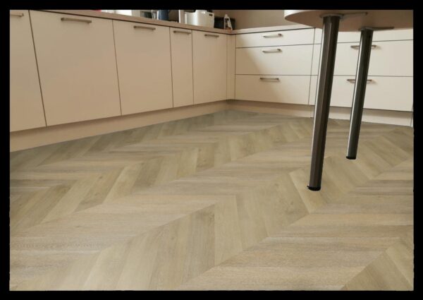 Contours Chevron IC55 Como 85C76565X