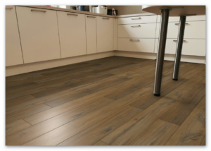 Authentics Manitoba 50-LVRE-123