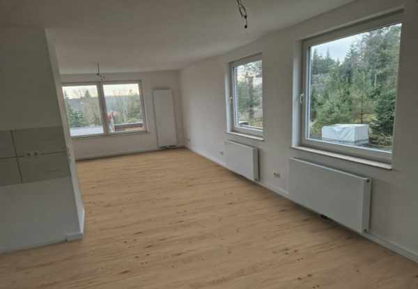 Authentics Richmond 50 LVR 4357