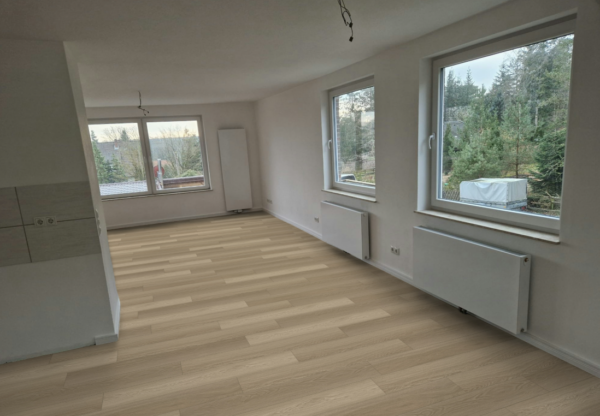 Authentics Sydney 50-LVRE-4882