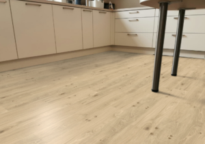 Yukon-50-LVR-4354-001 Authentics Yukon 50 LVR 4354