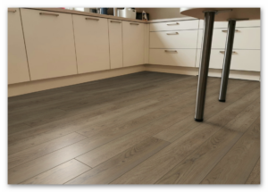 COREtec-Essentials-Baltimore-Oak-84-50-LVRE-1284-Raumbild-01