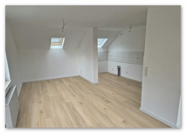 COREtec Essentials Cleveland Oak 52 50-LVRE-1452