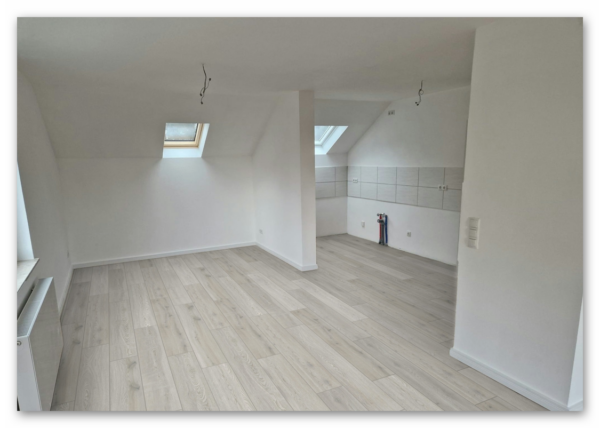 COREtec Essentials Cleveland Oak 94 50-LVPE-1494