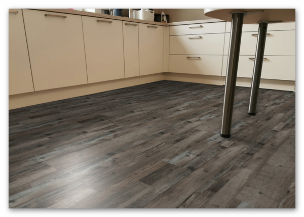 COREtec Essentials Fallen Oak 52 50-LVP-752