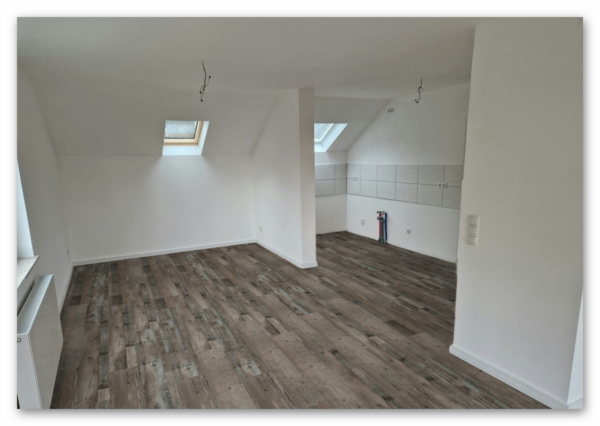 COREtec Essentials Fallen Oak 52 50-LVP-752