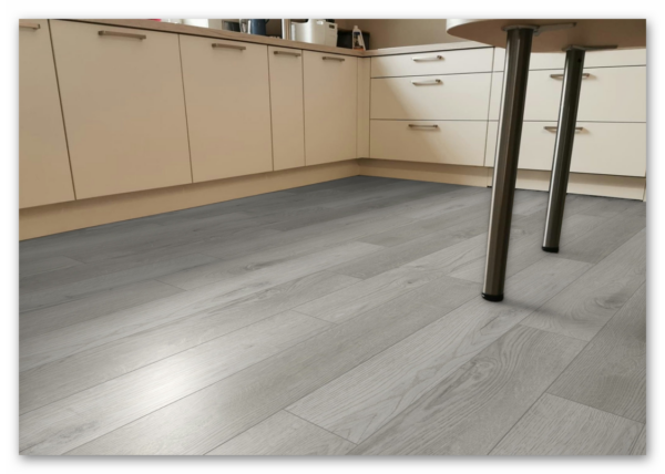 COREtec Essentials Fremont Oak 93 50-LVRE-2293