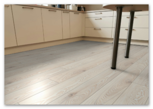 COREtec-Essentials-Minnesota-Ash-03-50-LVPE-2103-Raumbild-01 COREtec Essentials Minnesota Ash 03 50-LVPE-2103