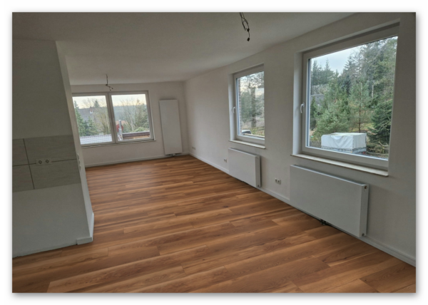 COREtec-Essentials-Ocala-Walnut-68-50-LVRE-2068-Raumbild-02 COREtec Essentials Ocala Walnut 68 50-LVRE-2068