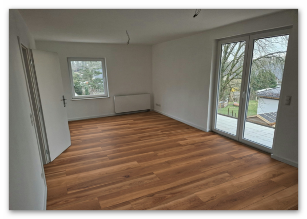 COREtec-Essentials-Ocala-Walnut-68-50-LVRE-2068-Raumbild-03 COREtec Essentials Ocala Walnut 68 50-LVRE-2068