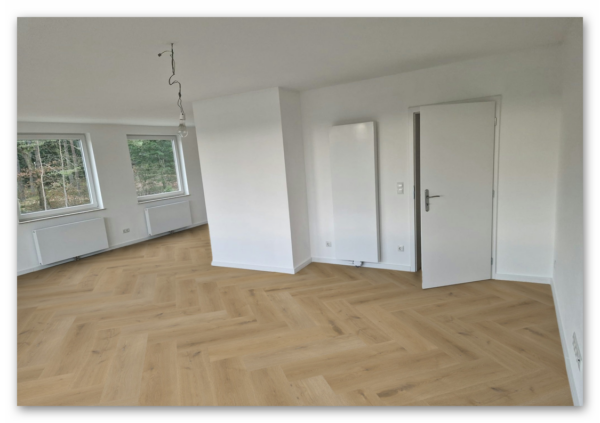 COREtec Essentials Texas Oak Herringbone S H54 50-LVRH-2454