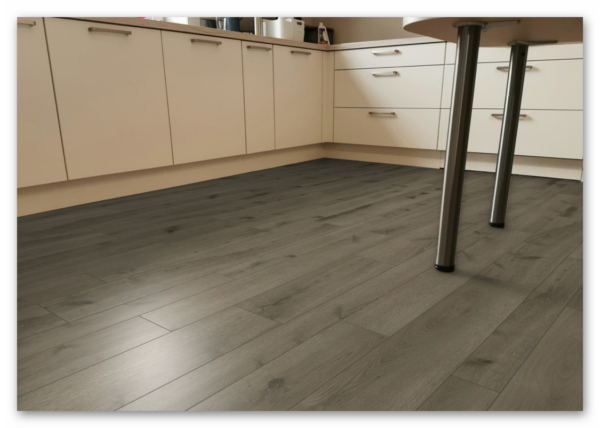 COREtec-Essentials-Texas-Oak-M86-50-LVREM-2486-Raumbild-01 COREtec Essentials Texas Oak M86 50-LVREM-2486